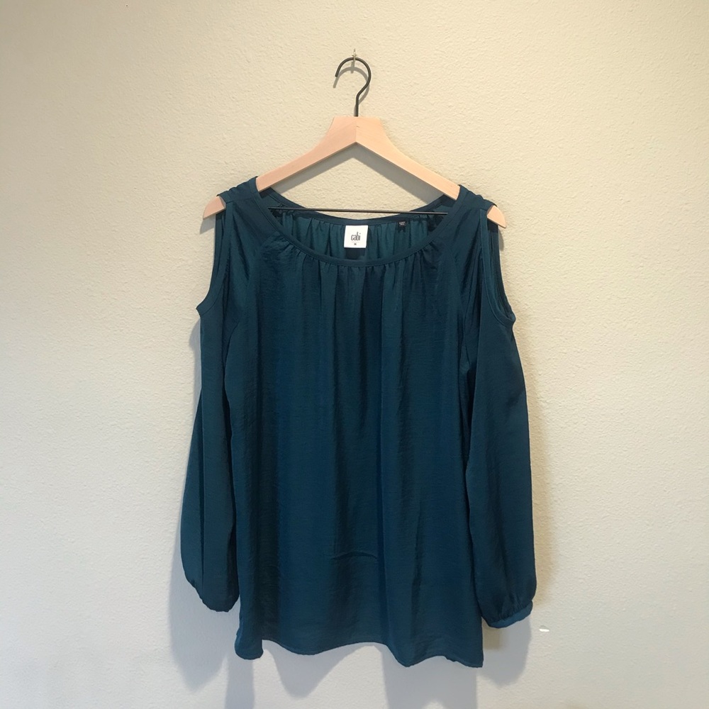 CABI Cold Shoulder Top